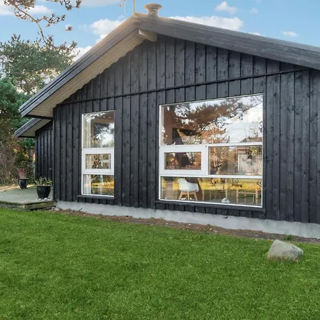 Beautiful In Samso With Kitchen Feriehus *